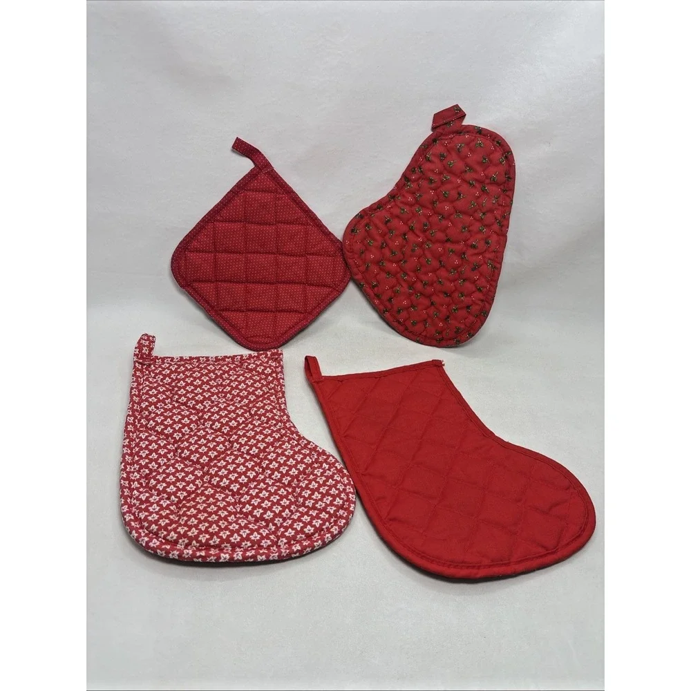 Vtg Christmas Pot Holders Hot Pad Lot Of 4 Quilted 80's B&D Wreath Goose Santa